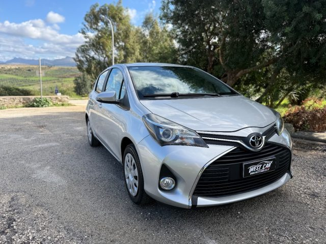TOYOTA Yaris usata, con Alzacristalli elettrici