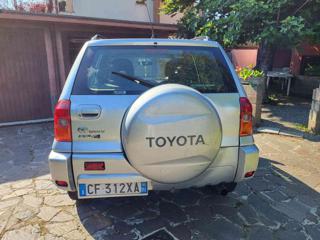 TOYOTA RAV 4 MY23 usata, con Airbag Passeggero