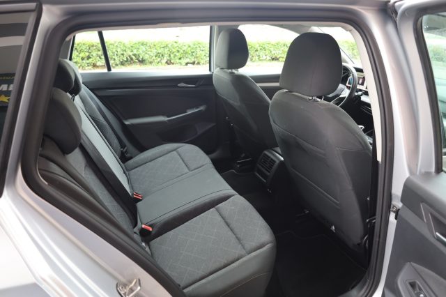 VOLKSWAGEN Golf usata 110