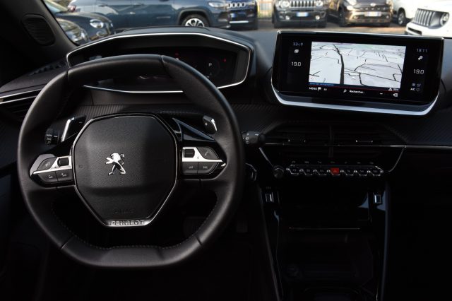 PEUGEOT 2008 usata, con Chiusura centralizzata