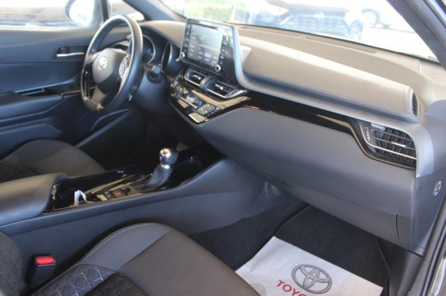 TOYOTA C-HR usata, con Climatizzatore