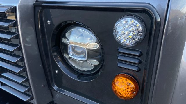 LAND ROVER Defender usata 28