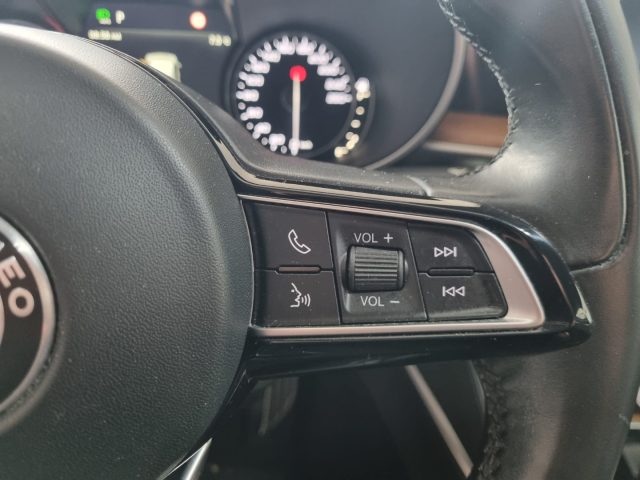 ALFA ROMEO Stelvio usata, con Chiusura centralizzata