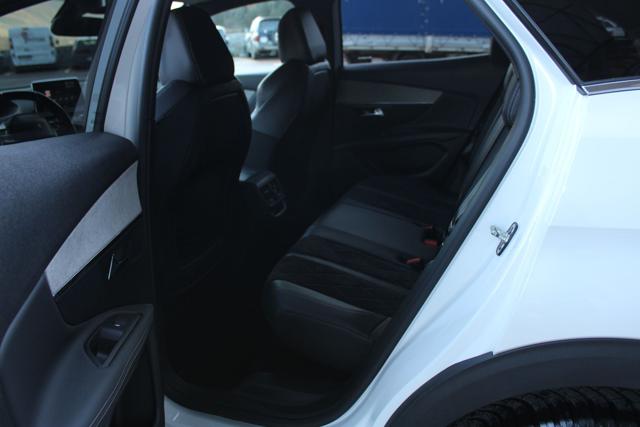 PEUGEOT 3008 usata, con Controllo automatico clima