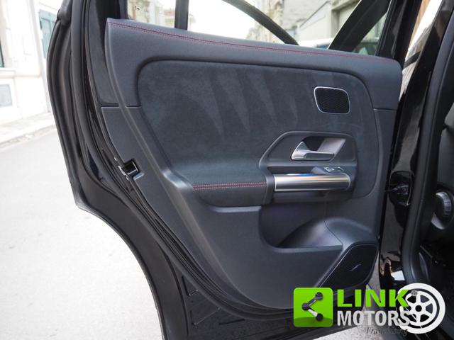 MERCEDES-BENZ GLA 200 usata 37
