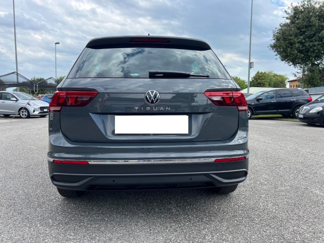 VOLKSWAGEN Tiguan usata, con Boardcomputer