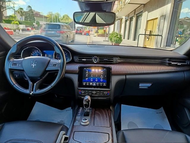 MASERATI Quattroporte usata, con Autoradio