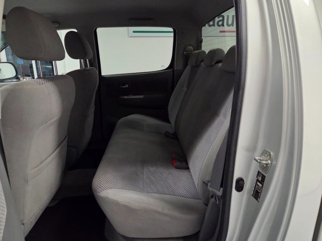TOYOTA Hilux usata, con Cruise Control
