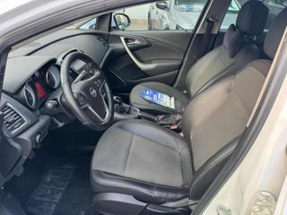 OPEL Astra usata, con Autoradio