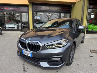 BMW 116 d 5p. Business Advantage