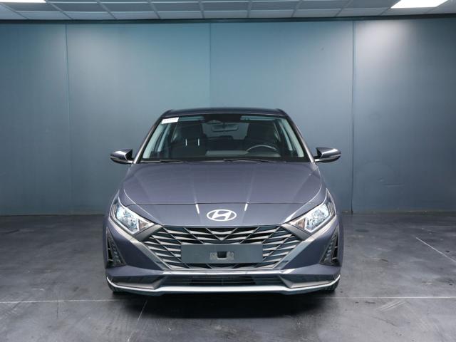 HYUNDAI i20 usata, con Airbag