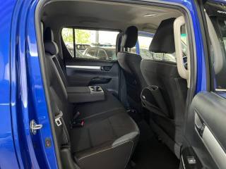 TOYOTA Hilux usata, con USB
