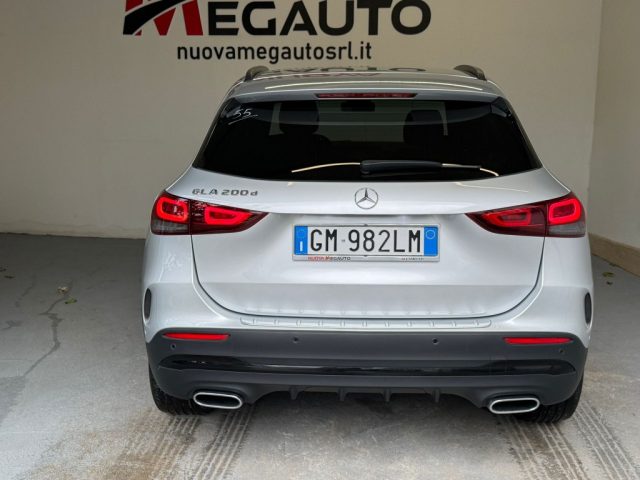 MERCEDES-BENZ GLA 200 usata, con Cerchi in lega