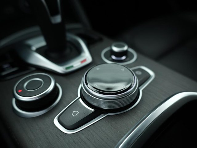 ALFA ROMEO Stelvio usata, con Sensore di pioggia