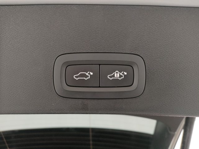 VOLVO XC40 usata, con Vetri oscurati