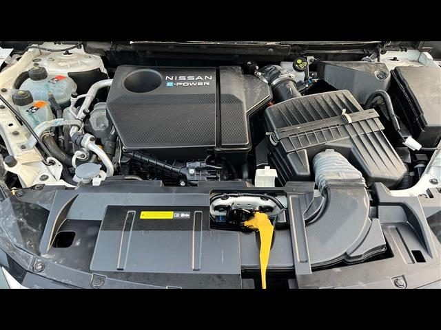NISSAN Qashqai usata, con Fari LED