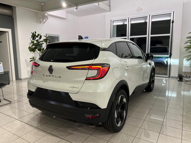 RENAULT Captur usata, con Autoradio