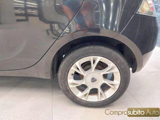 LANCIA Ypsilon usata, con Specchietti laterali elettrici