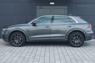 AUDI Q8 usata, con Specchietti laterali elettrici