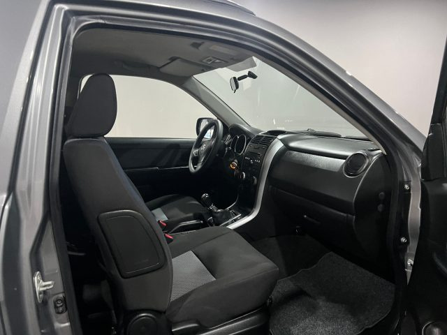 SUZUKI Grand Vitara usata, con Climatizzatore