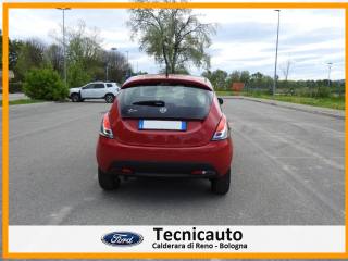 LANCIA Ypsilon usata, con ESP