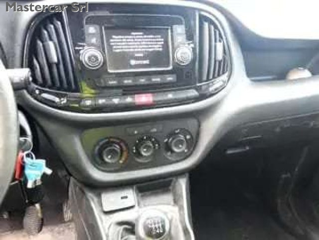FIAT Doblo usata, con Autoradio