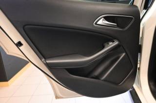 MERCEDES-BENZ GLA 180 usata 54