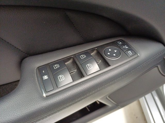 MERCEDES-BENZ CLS 250 usata, con Luci diurne LED