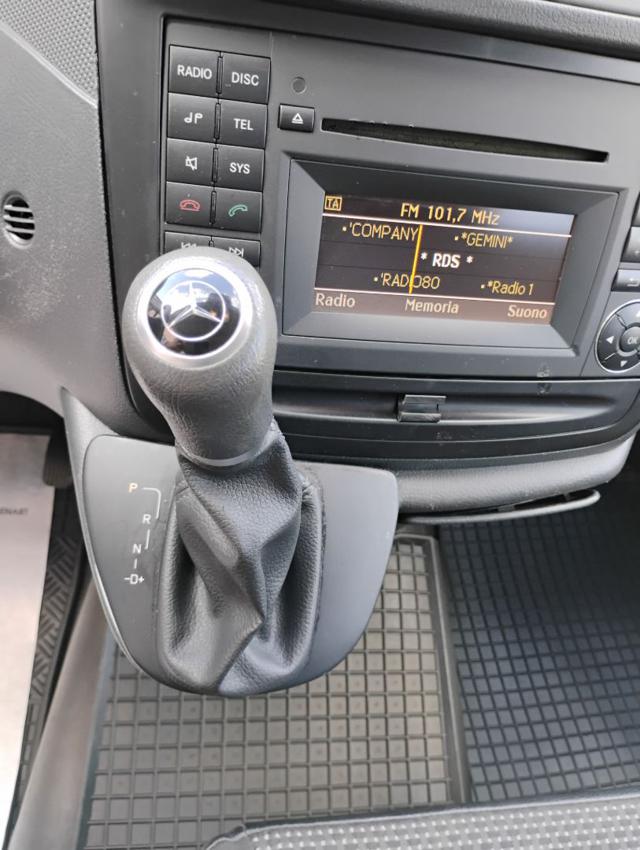 MERCEDES-BENZ Vito usata, con Lettore CD