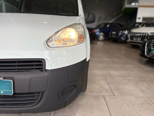 PEUGEOT Partner usata, con Gancio traino