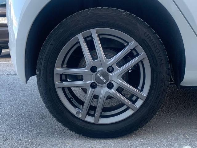 VOLKSWAGEN up! usata, con Chiusura centralizzata