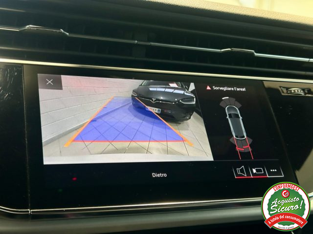 AUDI Q8 usata, con Park Distance Control