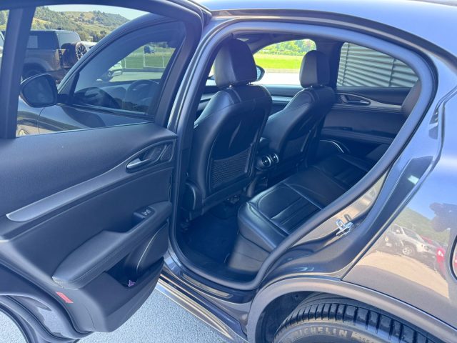 ALFA ROMEO Stelvio usata, con Regolazione elettrica sedili