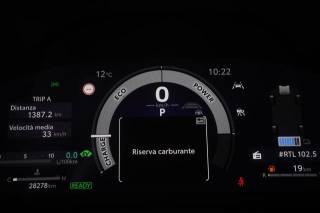 TOYOTA C-HR usata 11