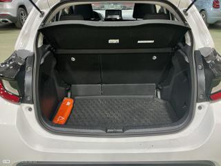 TOYOTA Yaris usata, con Autoradio
