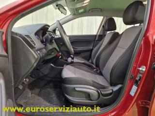 HYUNDAI i20 usata 30