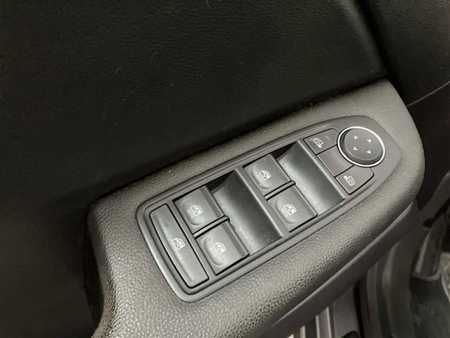 RENAULT Clio usata 23
