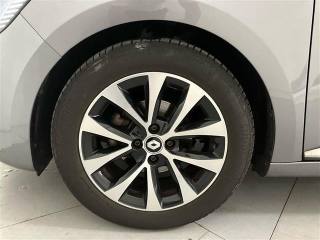 RENAULT Clio usata, con Chiusura centralizzata