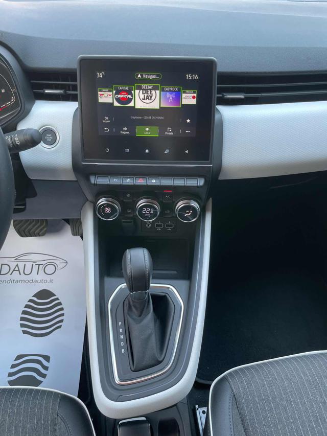 RENAULT Clio usata, con Park Distance Control