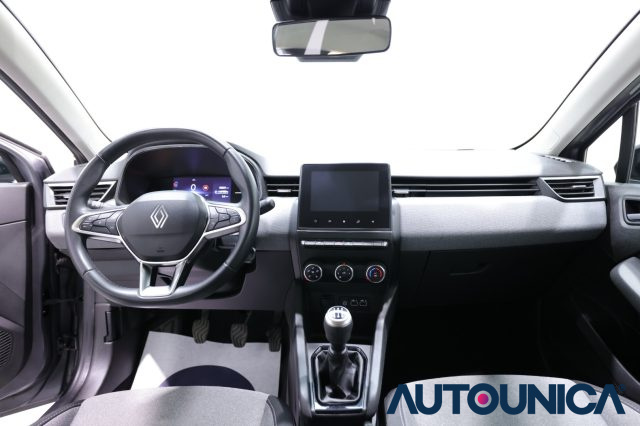 RENAULT Clio usata, con Controllo automatico clima