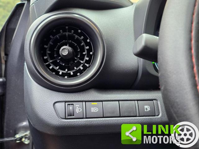 TOYOTA C-HR usata, con Controllo vocale