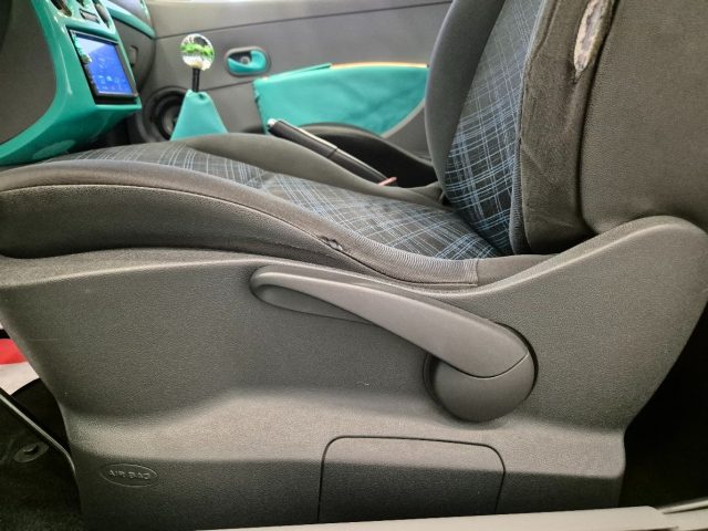 RENAULT Clio usata, con Specchietti laterali elettrici
