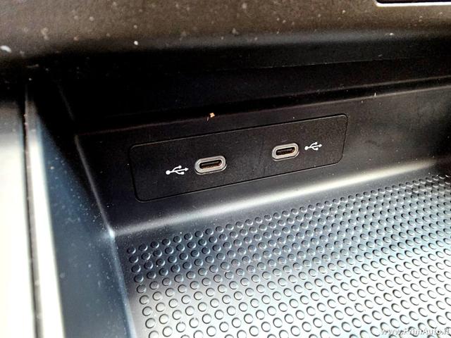 SEAT Arona usata, con Sedile posteriore sdoppiato