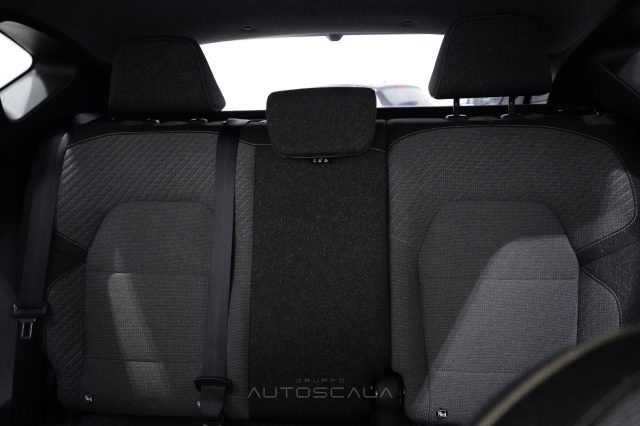 RENAULT Captur usata, con Bracciolo