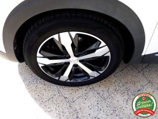 PEUGEOT 3008 usata, con Autoradio digitale