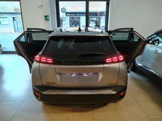 PEUGEOT 2008 usata, con Autoradio