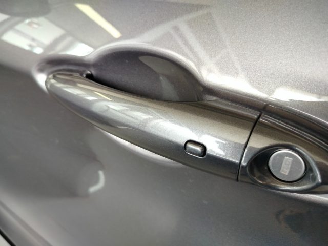 ALFA ROMEO Stelvio usata, con Sensori di parcheggio posteriori