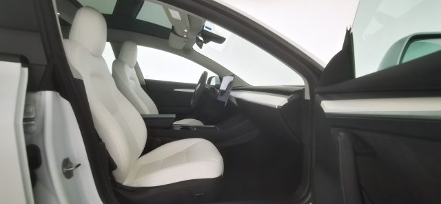 TESLA Model 3 usata, con Monitoraggio pressione pneumatici
