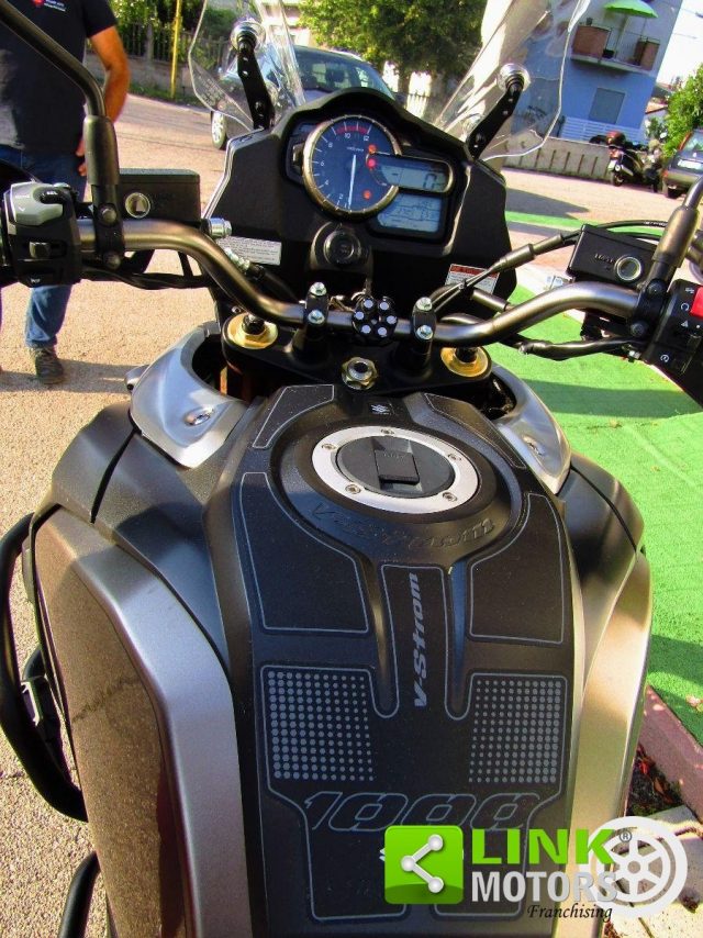 SUZUKI V-Strom 1000 usata 1