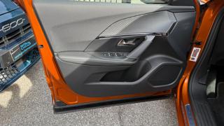 PEUGEOT 2008 usata, con Portapacchi